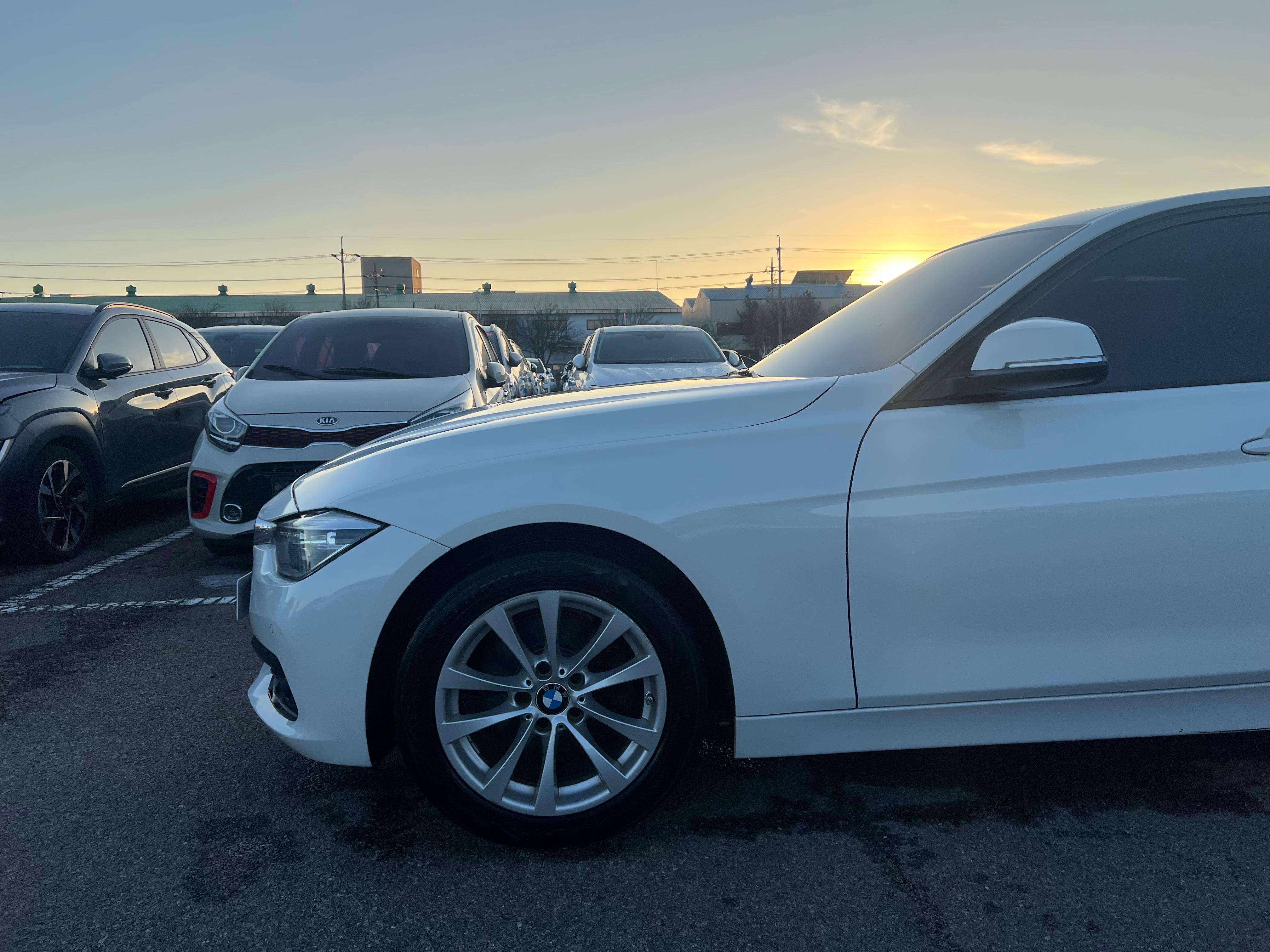 BMW 320d VIN: 