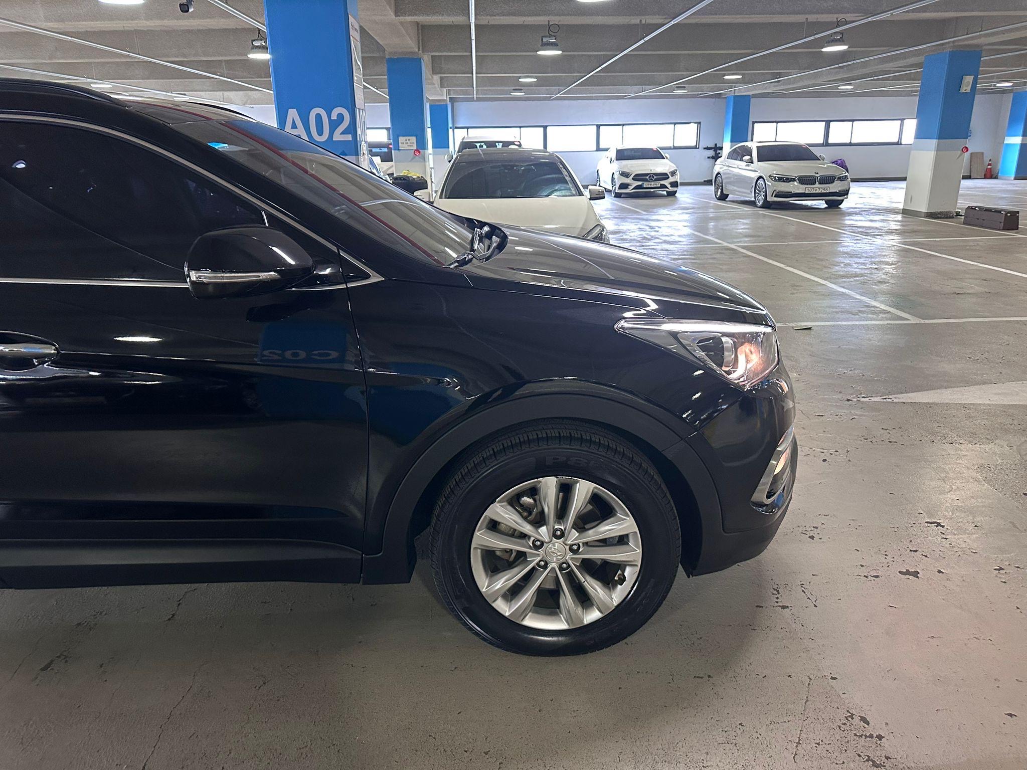 Hyundai Santa FE VIN: 