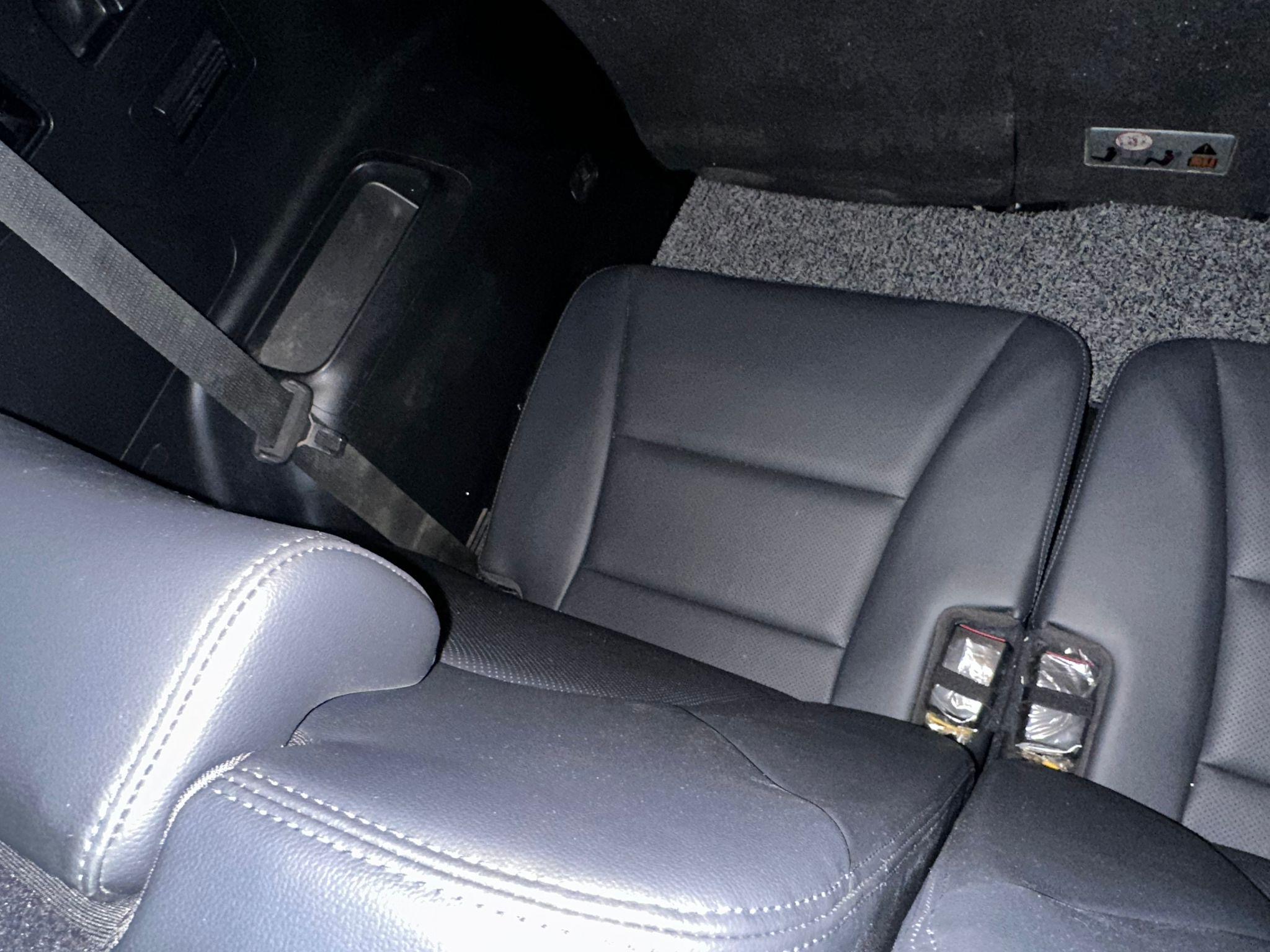 Hyundai Santa FE VIN: 