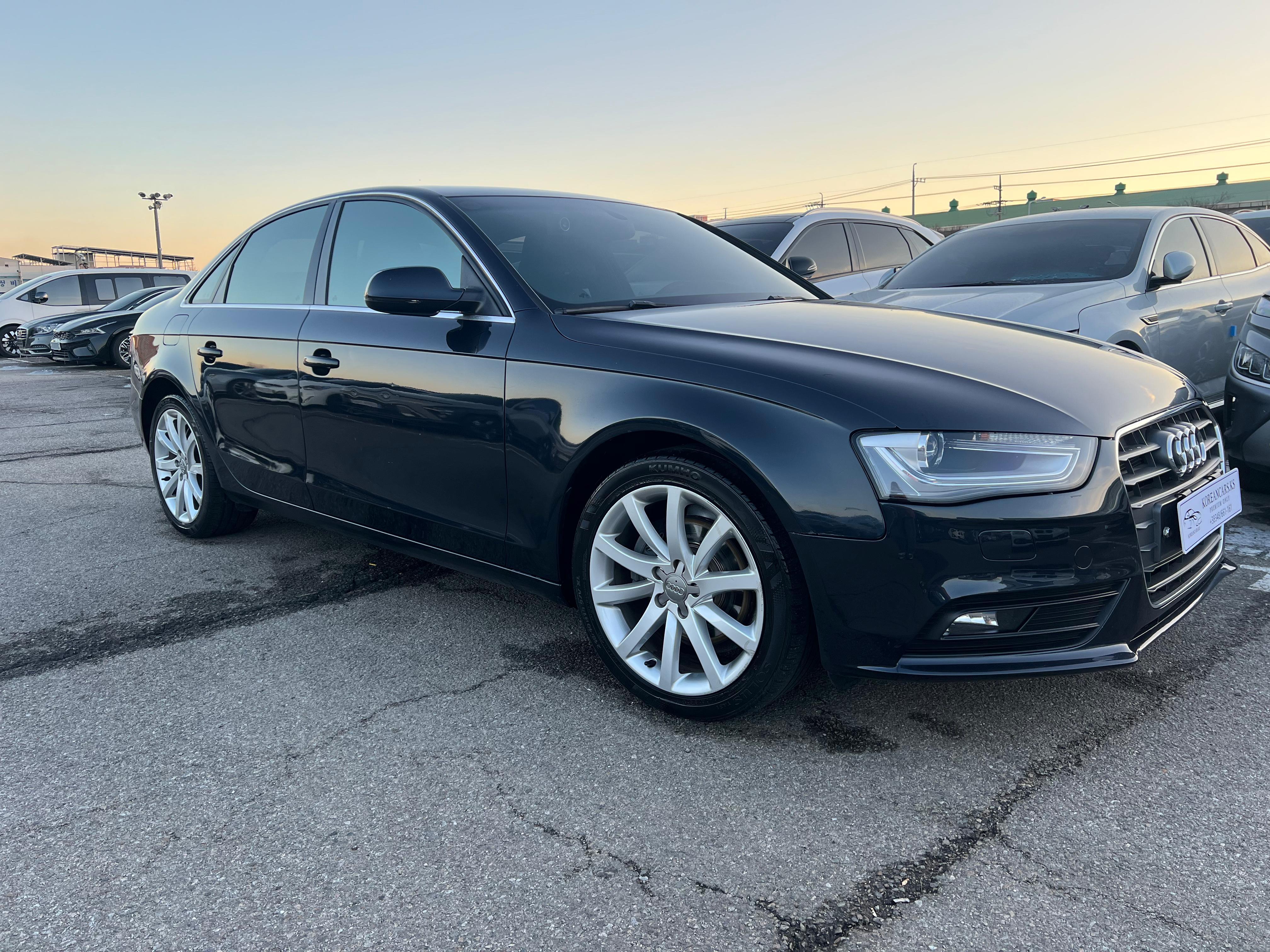 Audi A4 30 TDI VIN: 