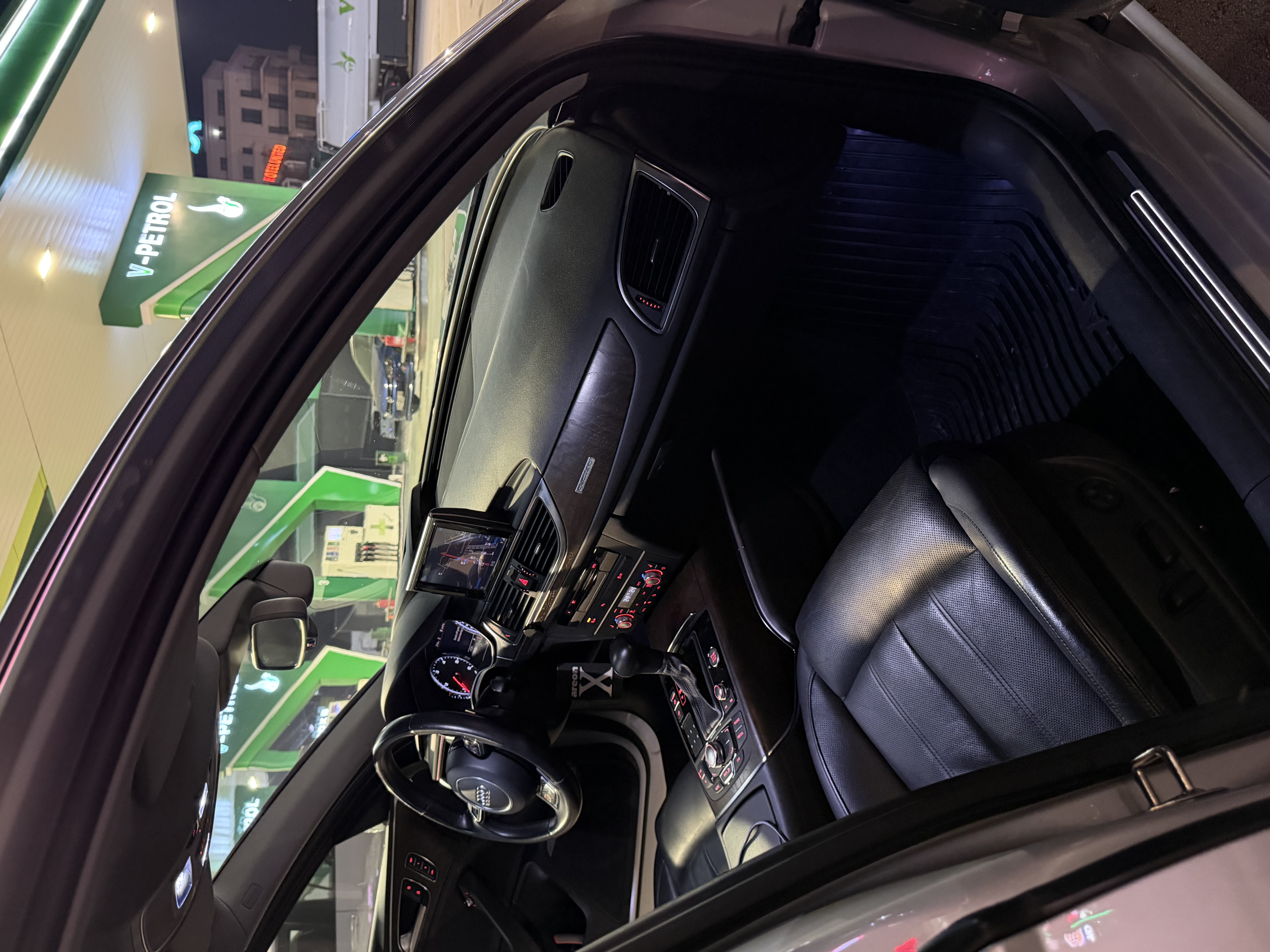 Audi A6 3.0 TDI S Line Quattro VIN: 