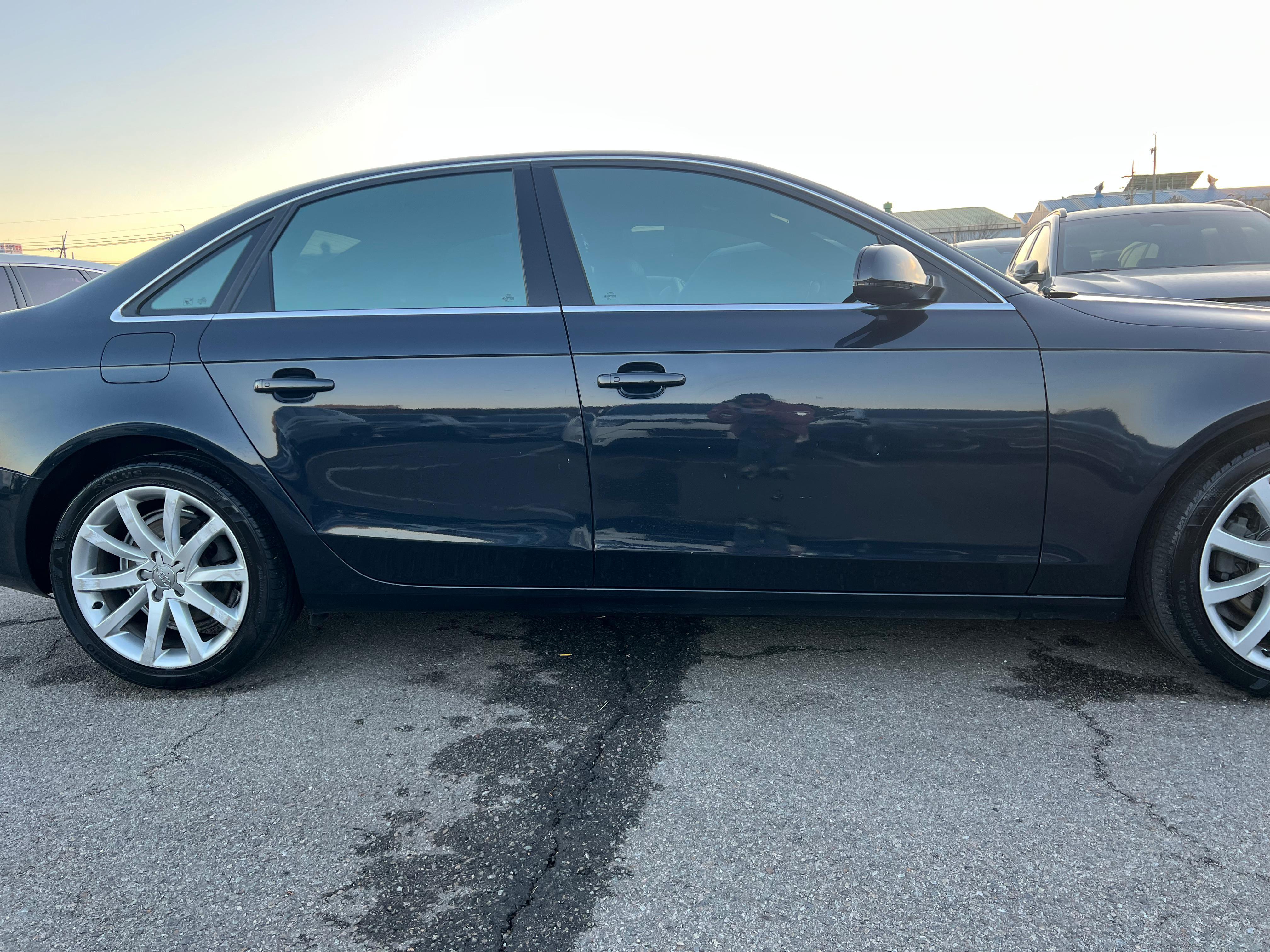 Audi A4 30 TDI VIN: 