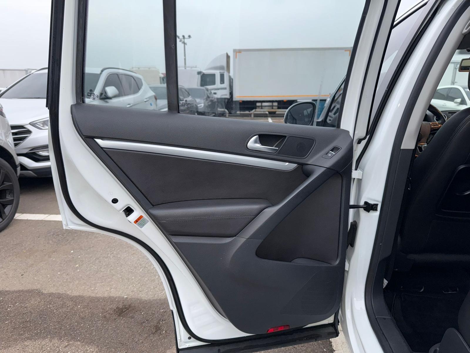 VW Tiguan 2.0 TDI VIN: 