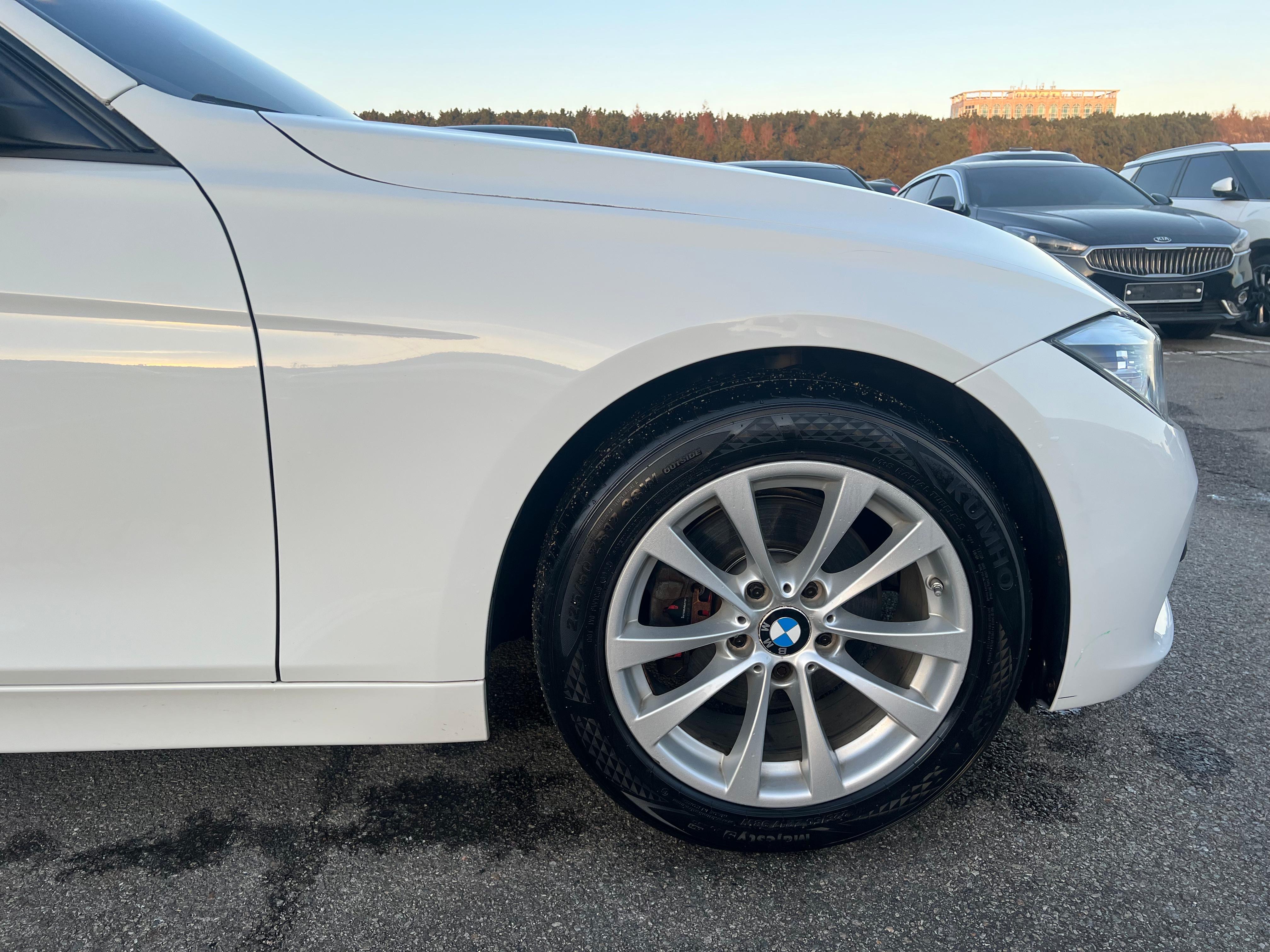 BMW 320d VIN: 