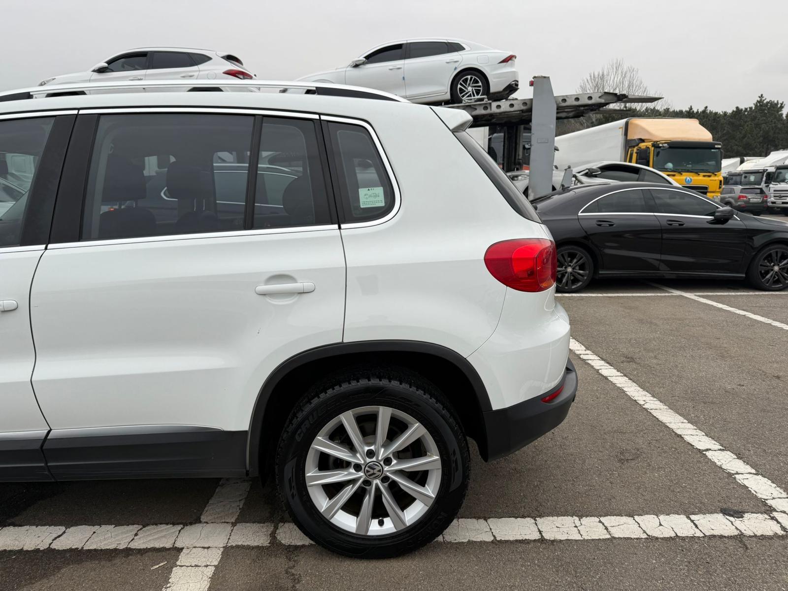 VW Tiguan 2.0 TDI VIN: 